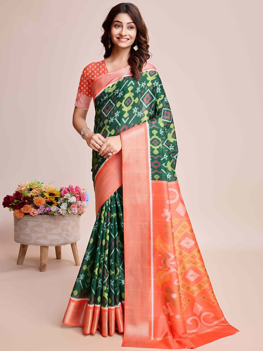 

Peachmode Beads and Stones Silk Blend Saree, Green