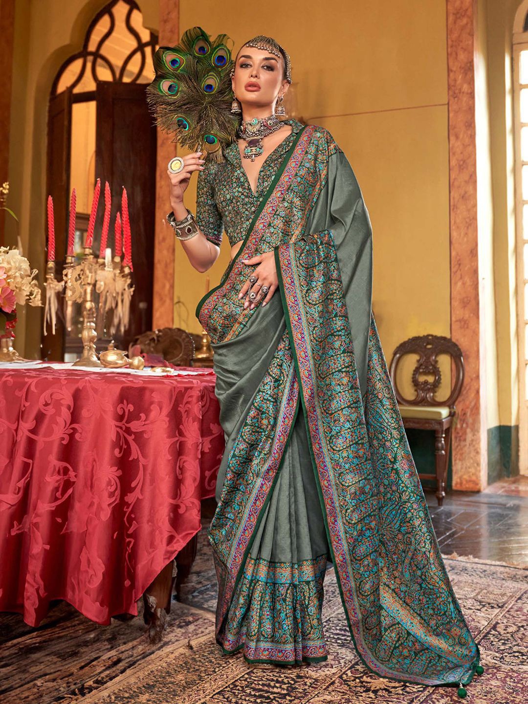 

Anouk Floral Silk Blend Sungudi Saree, Sea green