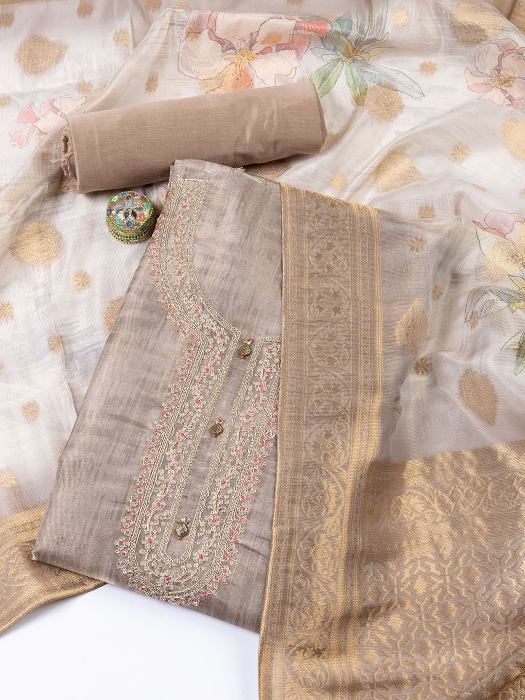 

Meena Bazaar Printed Unstitched Dress Material, Grey