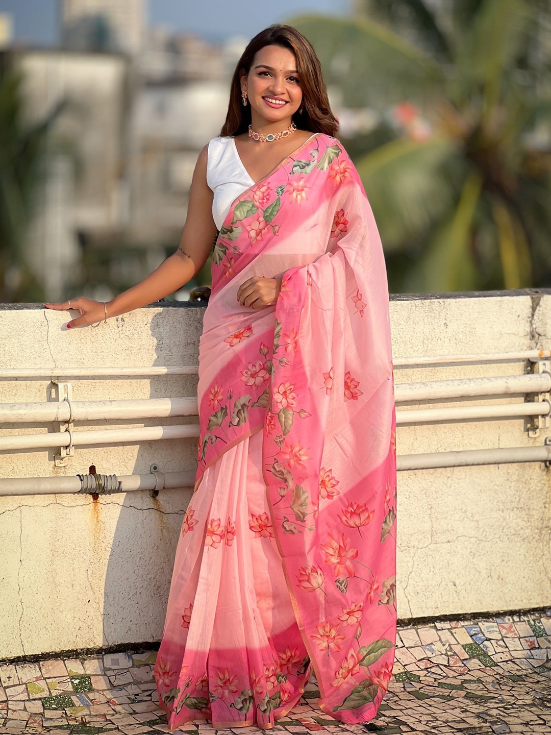 

Rangtulika Ethnics Floral Printed Zari Chanderi Saree, Pink