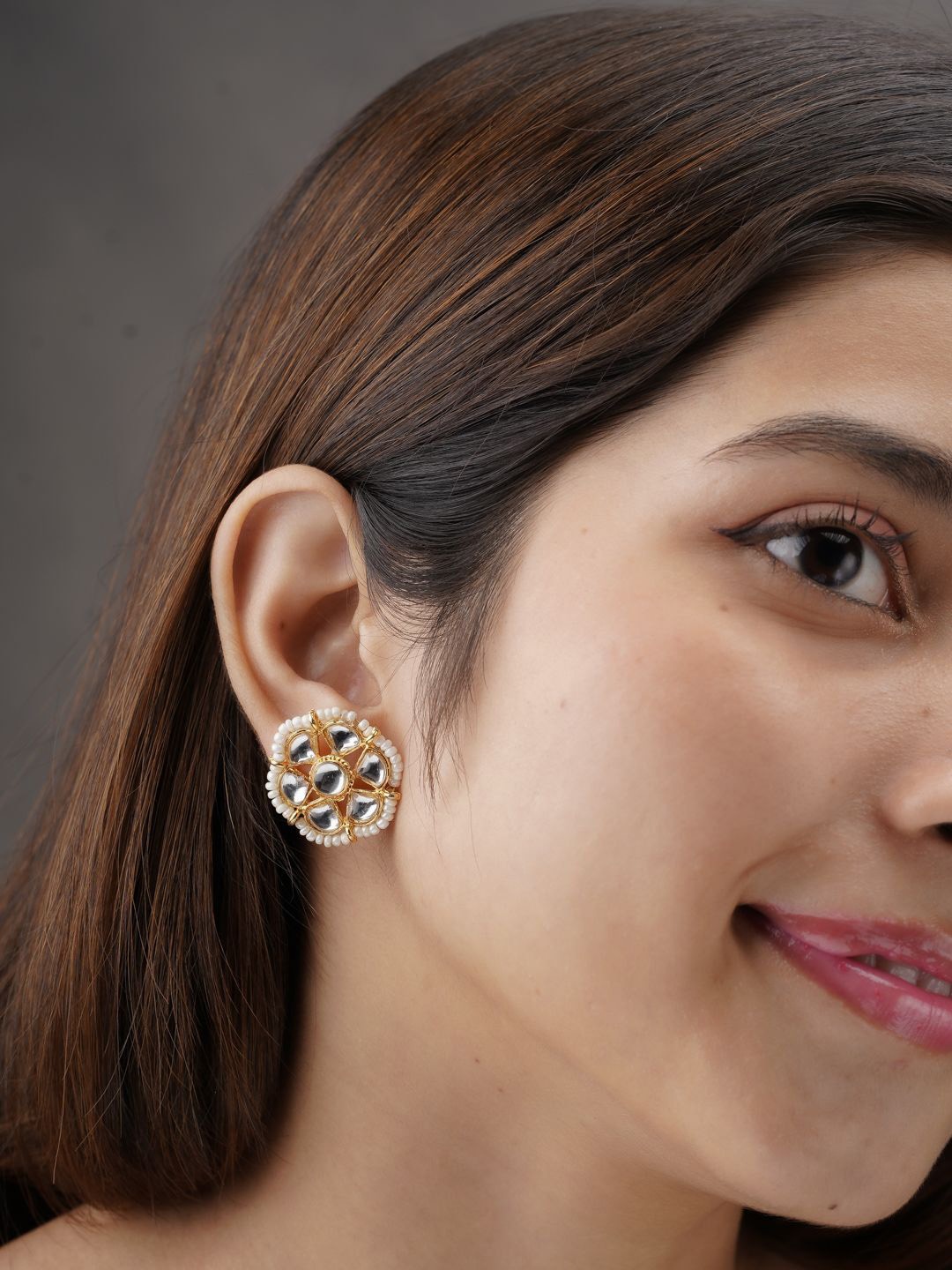 

AARSEE OFFICIAL Anti-Tarnish Kundan Flora Earrings, Gold