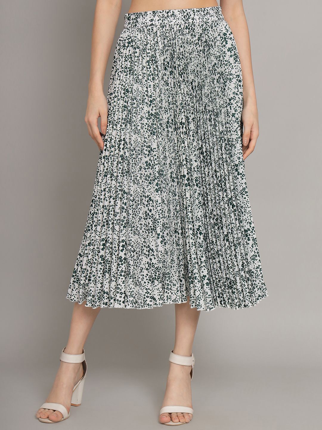 

OTABU Printed Pleated A-Line Midi Skirt, Green