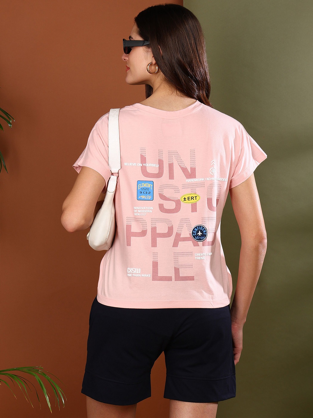 

KALINI Printed T-Shirt & Shorts, Pink