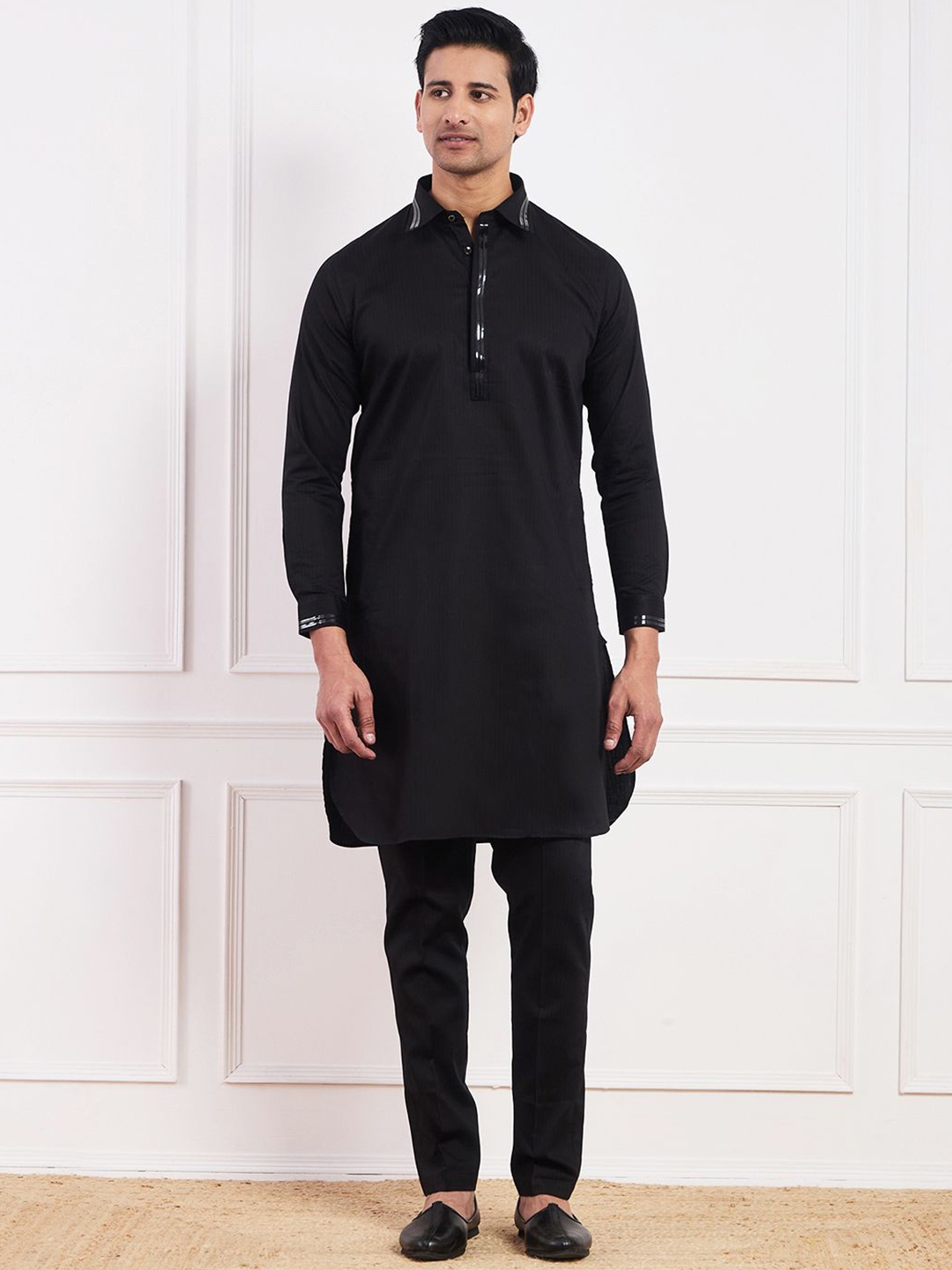 

Satwaa Striped Thread Work Shirt Collar Pathani Kurta with Trousers, Black