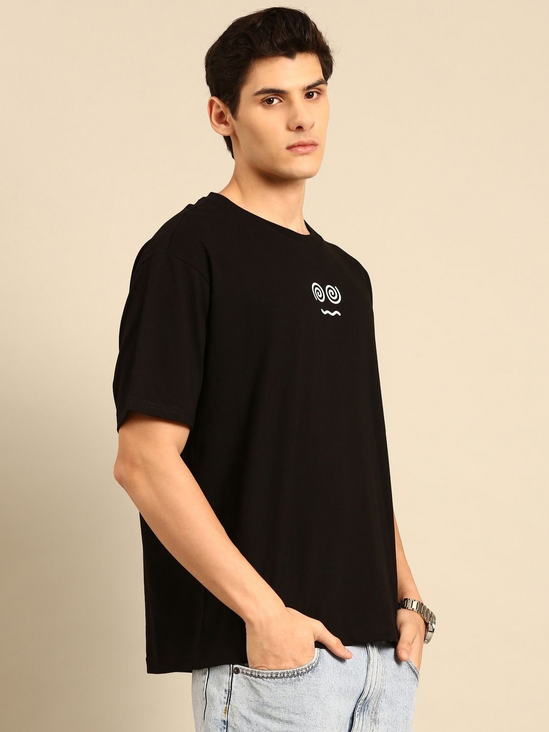 

Mast & Harbour Men Printed Drop-Shoulder Sleeves Bio Finish Pockets T-shirt, Black