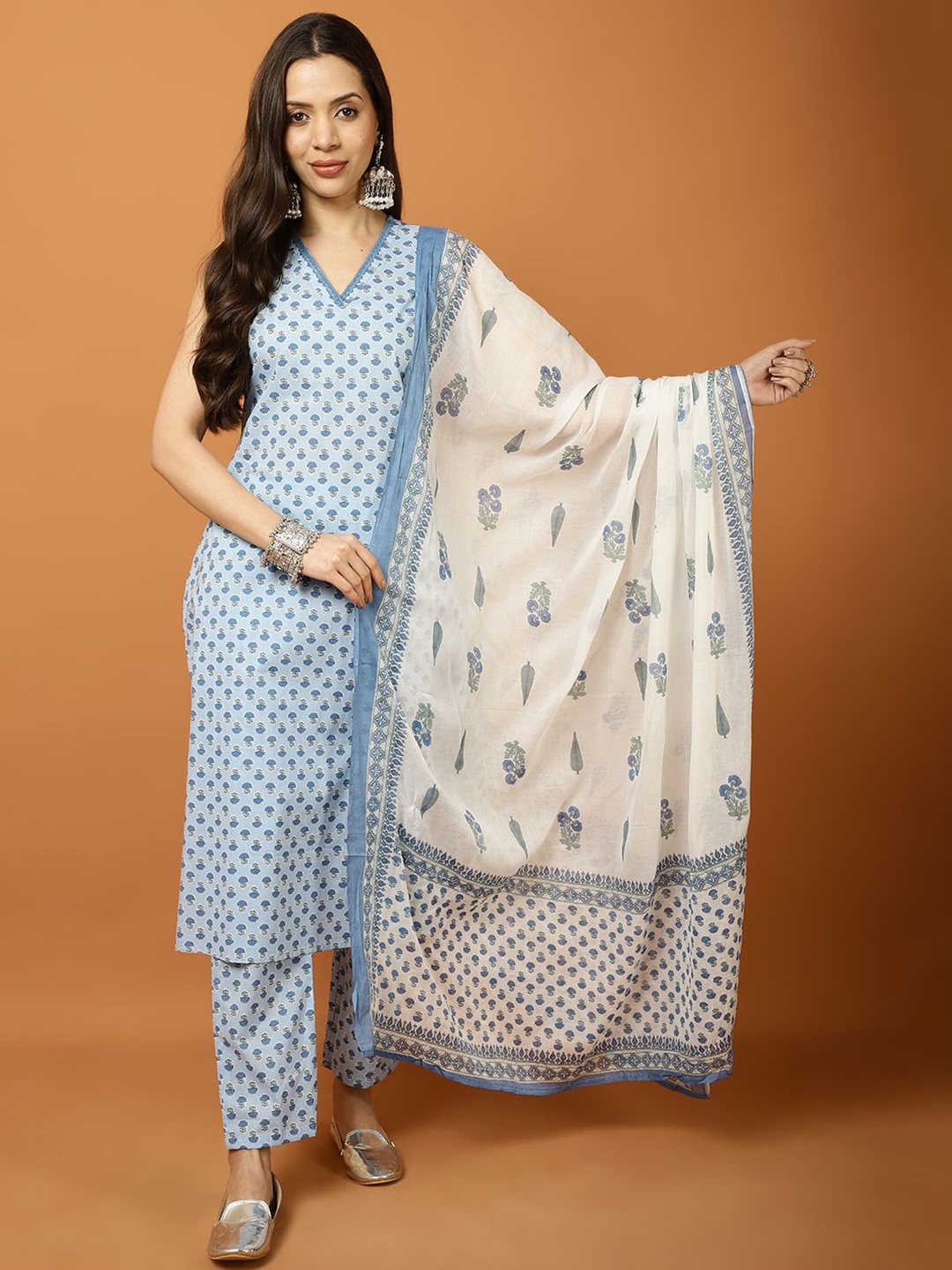 

Meena Bazaar Printed Straight Kurta & Trousers With Dupatta, Blue