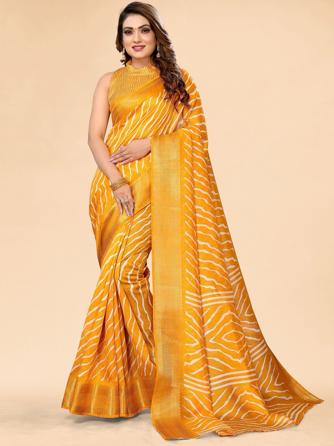 

Moda Rapido Leheriya Zari Saree, Mustard