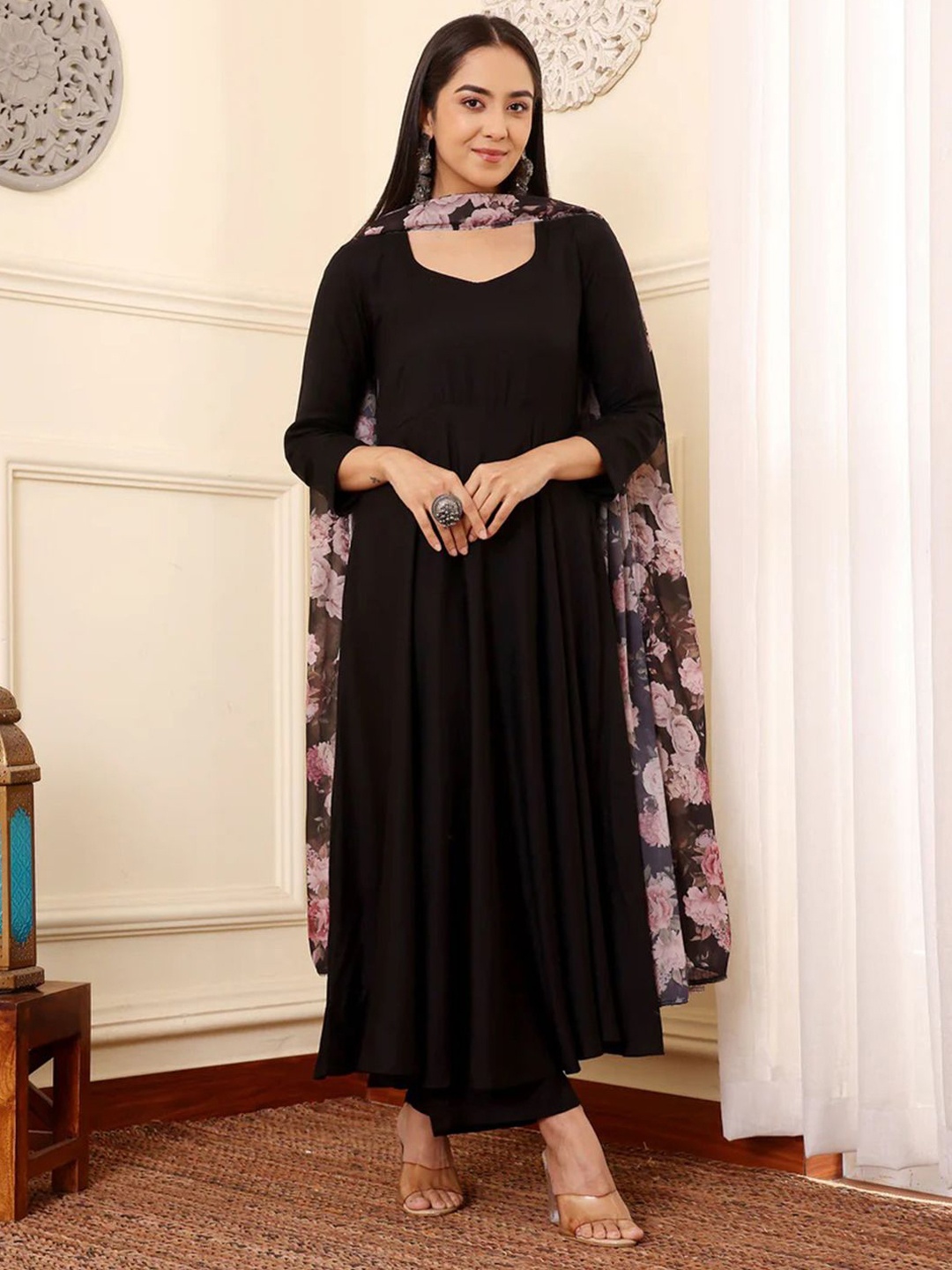 

TOOCHKI Floral Printed Kurta & Palazzos With Dupatta, Black