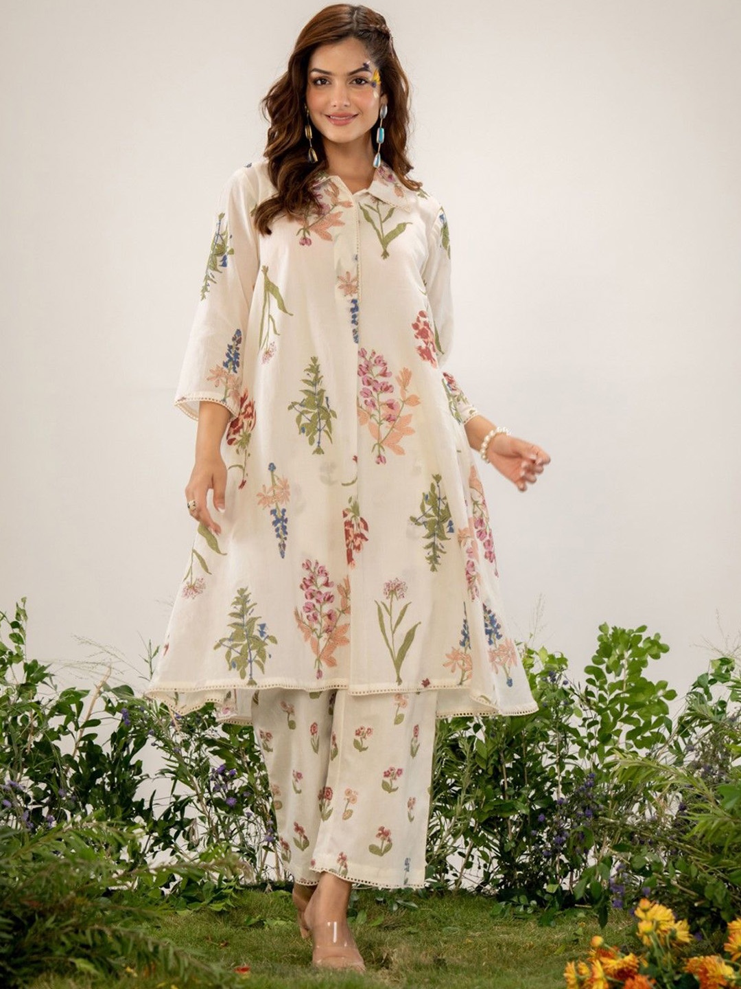 

AUTUMN LANE Women Floral Printed Regular Pure Cotton Kurta with Palazzos, Cream