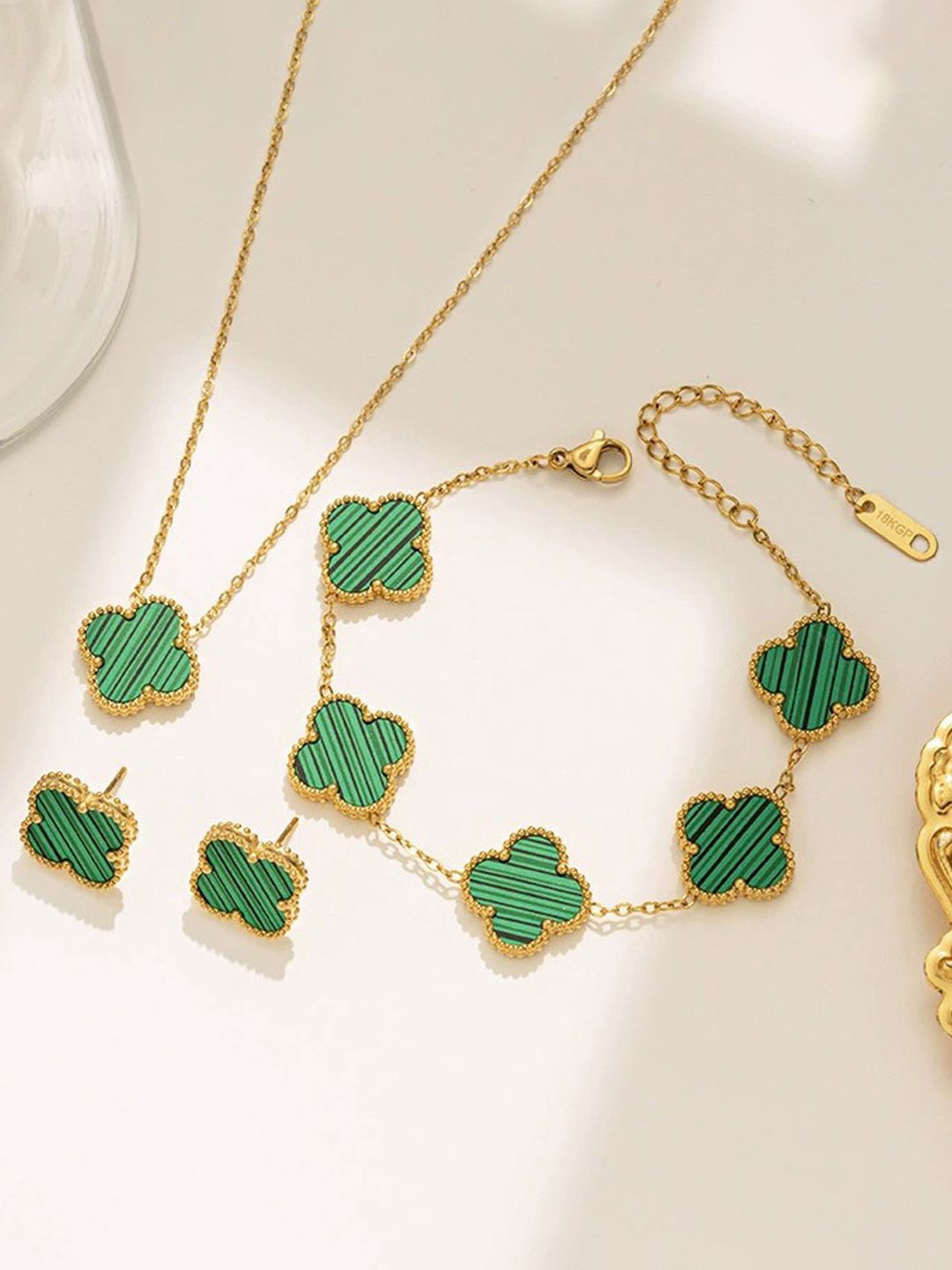 

Jewels Galaxy Gold Plated Stainless Steel Clover Jewellery Set