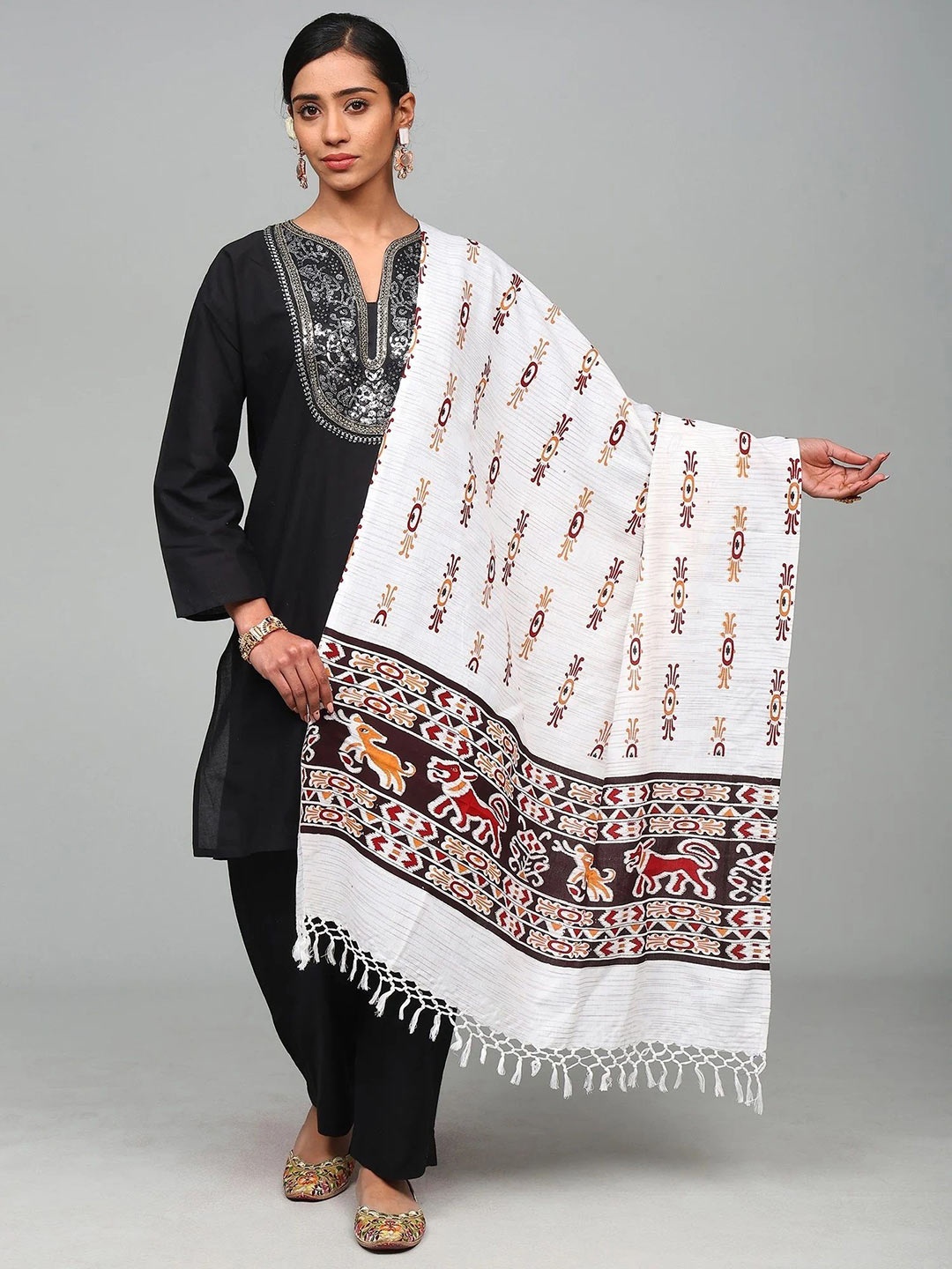 

Exotic India Printed Dupatta, White