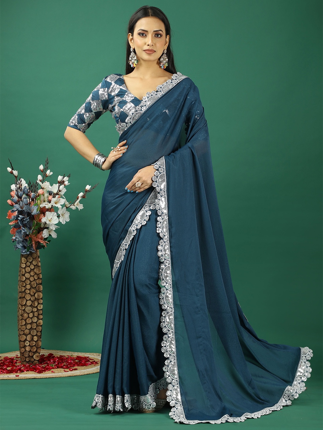 

DIVASTRI Sequinned Satin Banarasi Saree, Blue