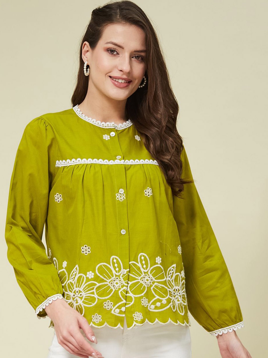 

J Turritopsis Women Relaxed Floral Embroidered Pure Cotton Casual Shirt, Green