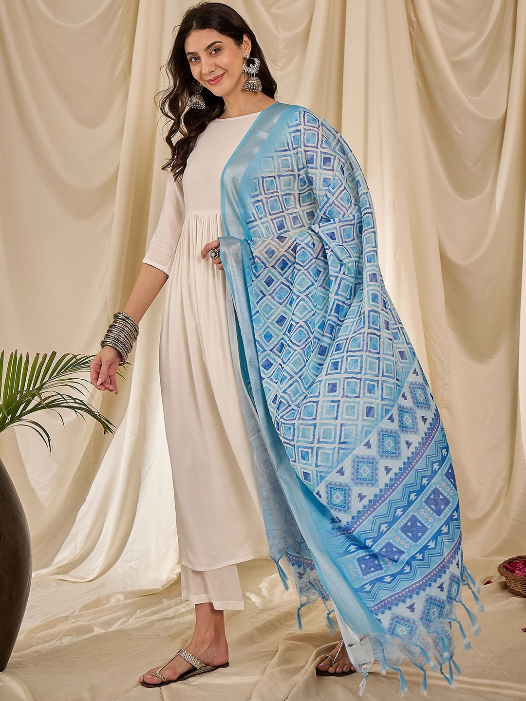 

InWeave Women Regular Kurta with Trousers & With Dupatta, White