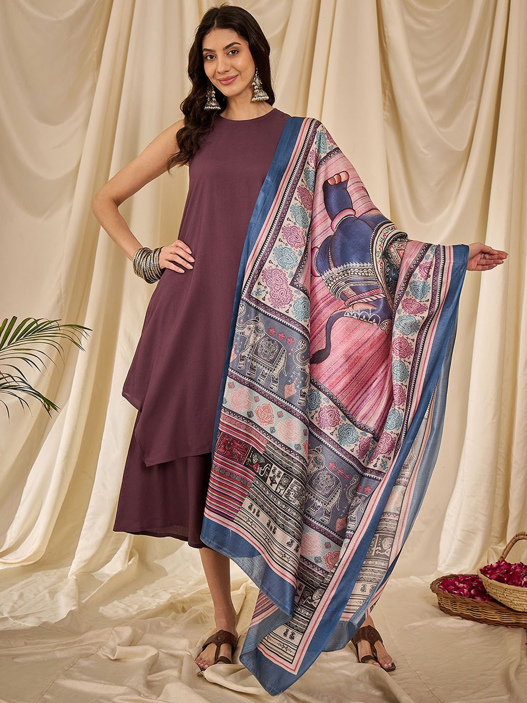 

InWeave Women Regular Kurta with Palazzos & With Dupatta, Mauve