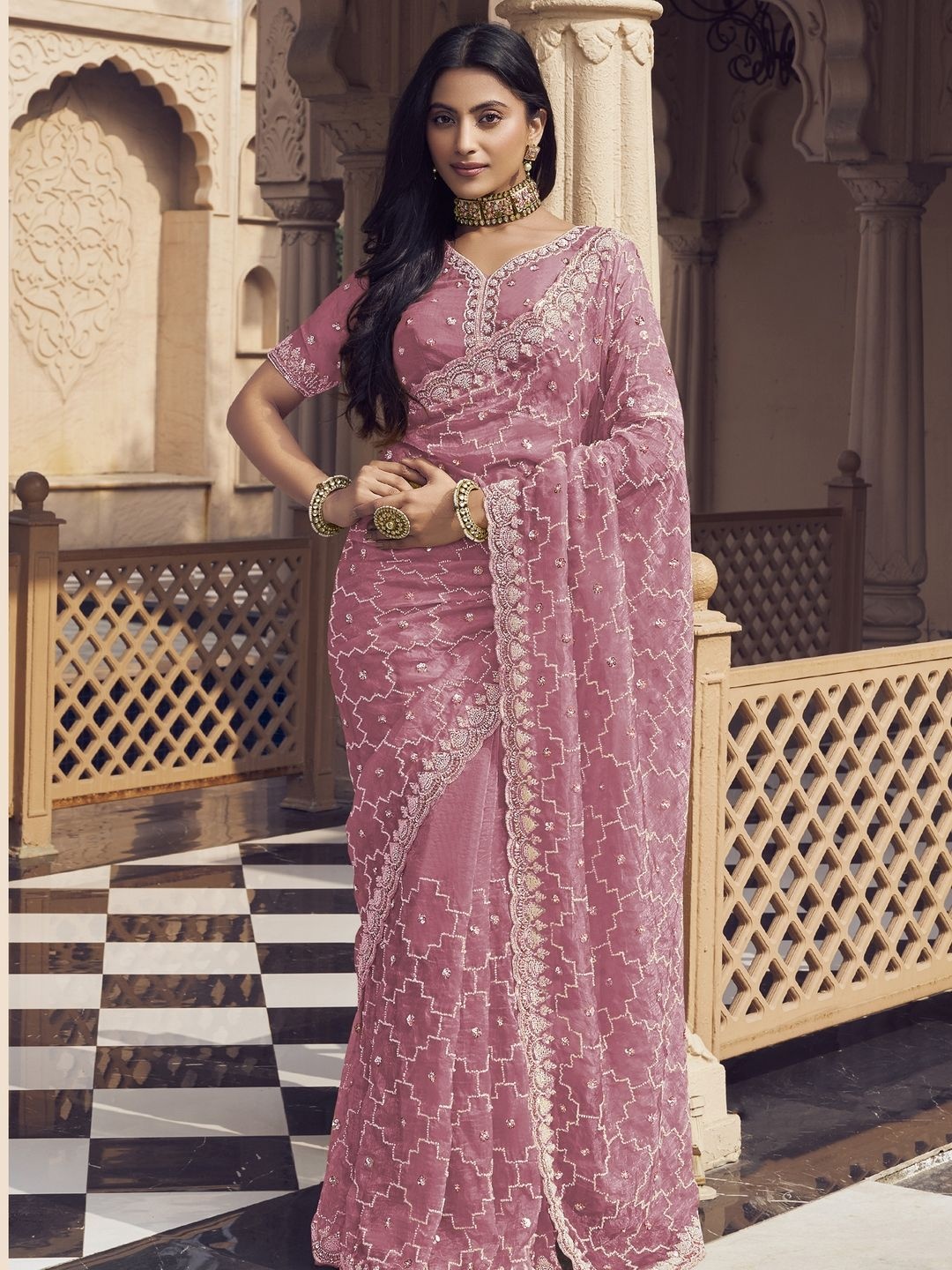 

Suha Embroidered Art Silk Saree, Pink