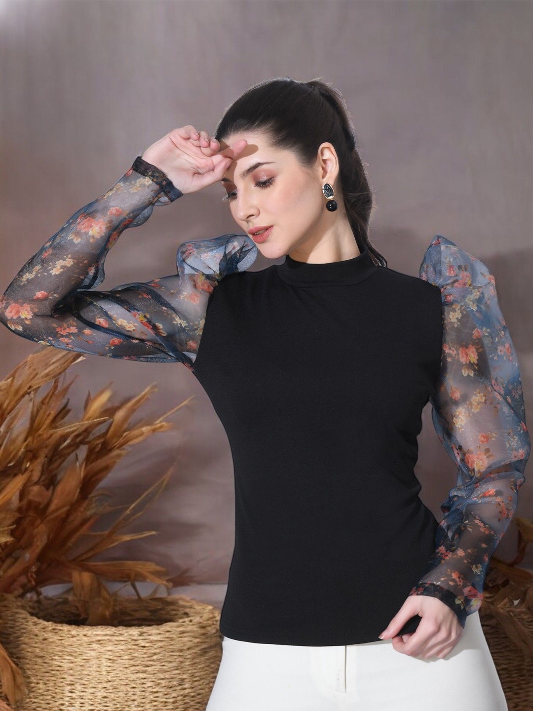 

IUGA Bell Sleeve Top, Black
