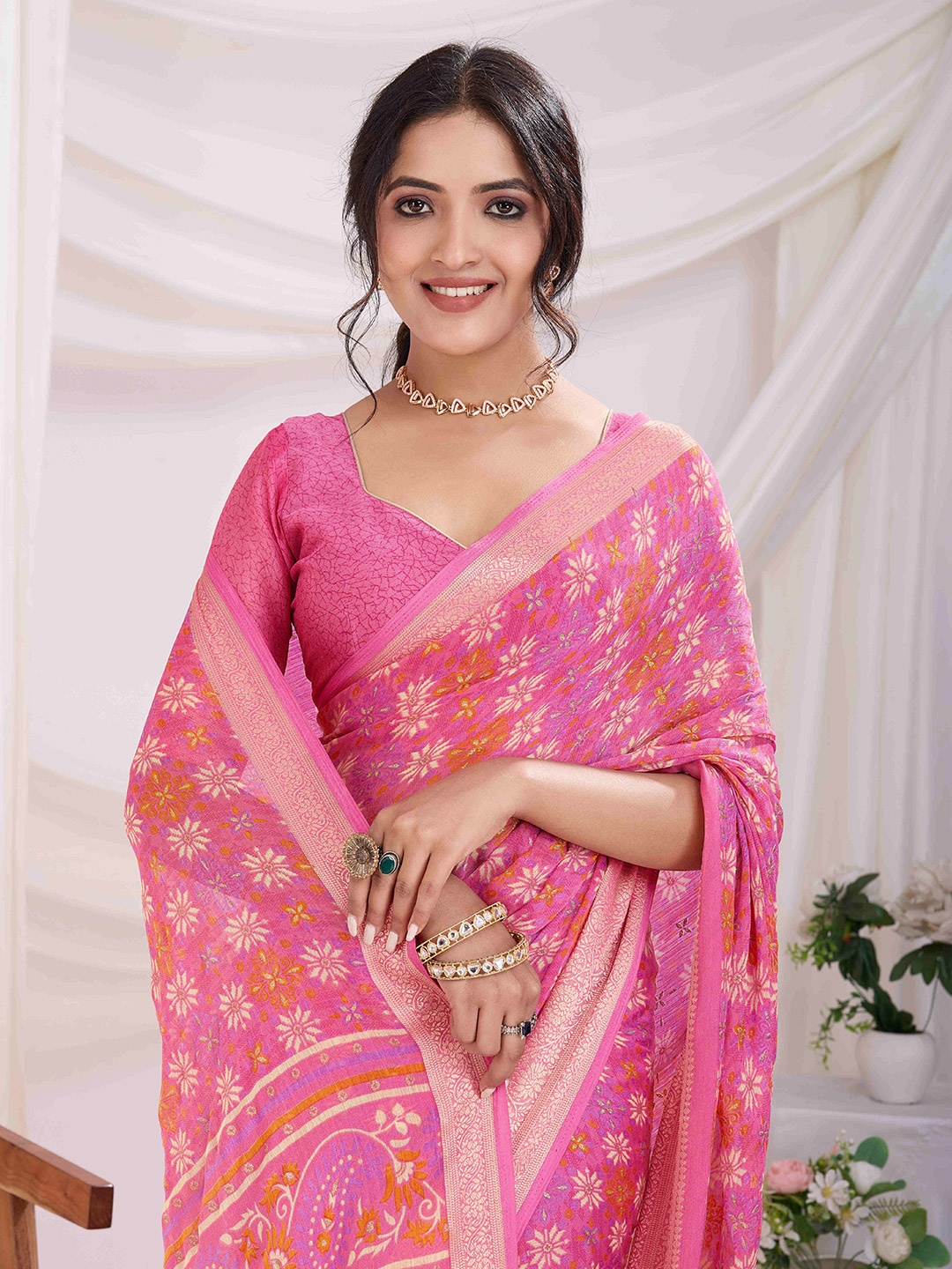 

TASRIKA Pure Chiffon Ethnic Motifs Printed Block Printed Saree, Pink