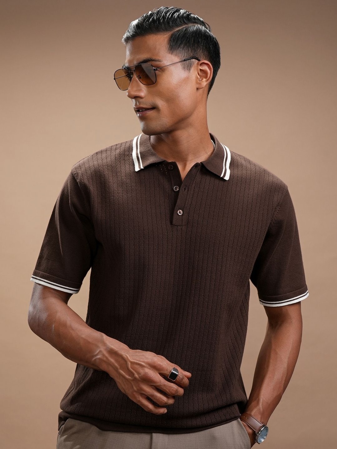 

HIGHLANDER Men Polo Collar T-shirt, Coffee brown