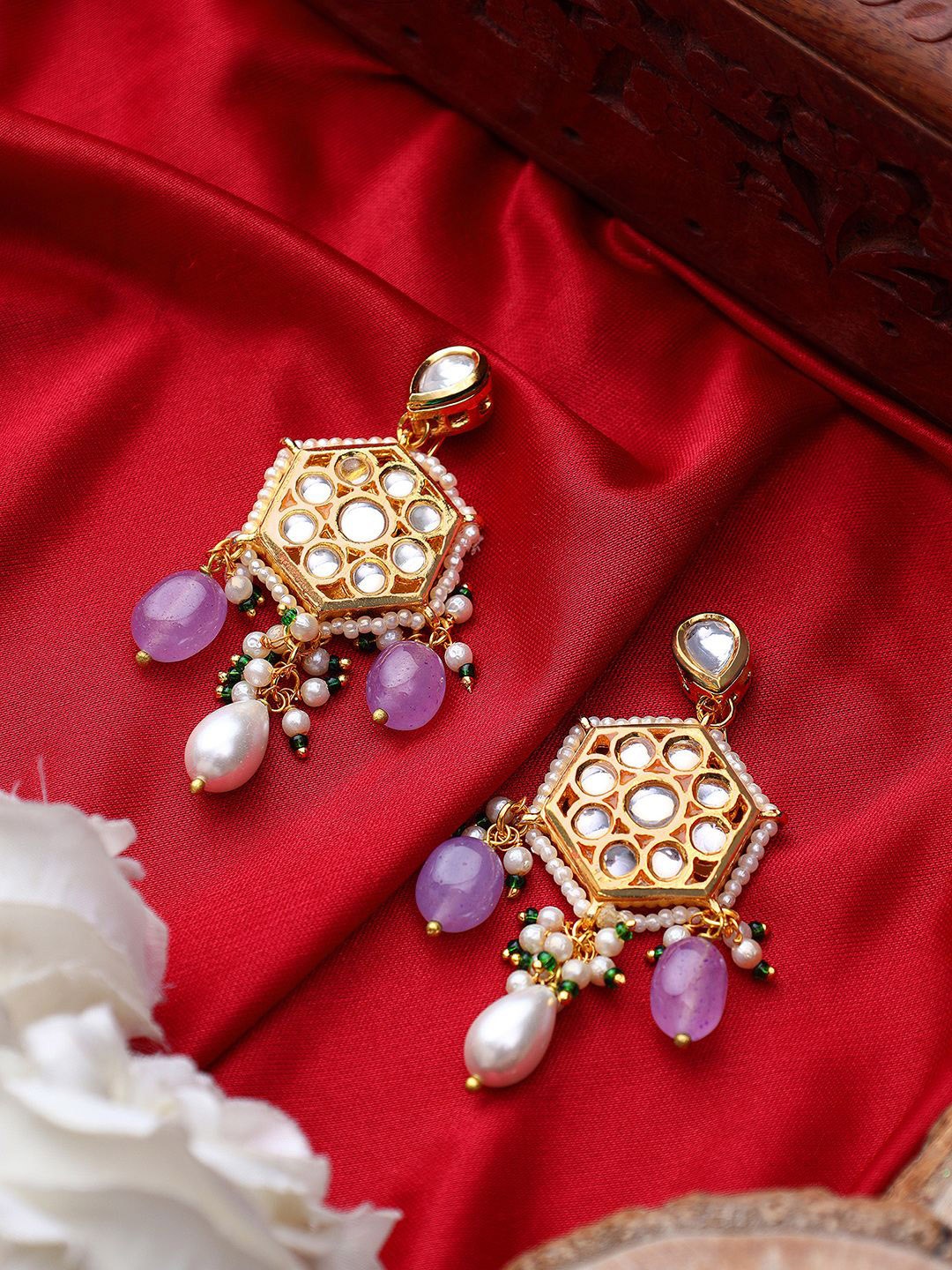 

AARSEE OFFICIAL Contemporary Chandbalis Earrings, Gold