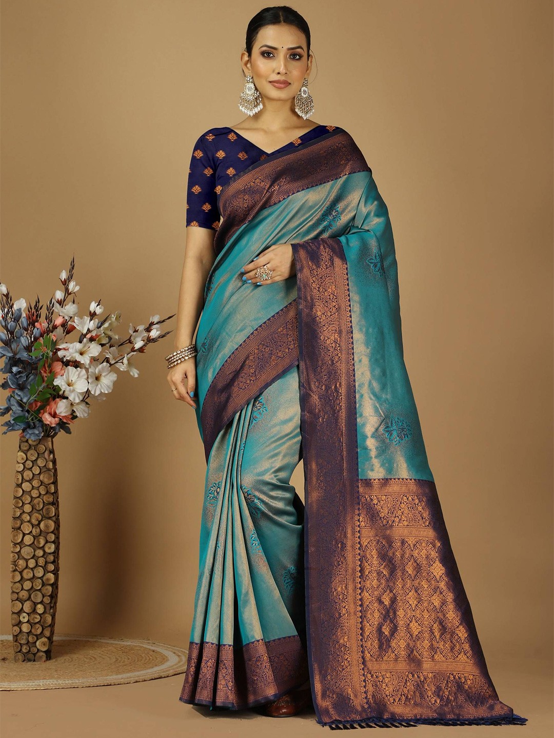 

DIVASTRI Woven Design Zari Art Silk Banarasi Saree, Blue