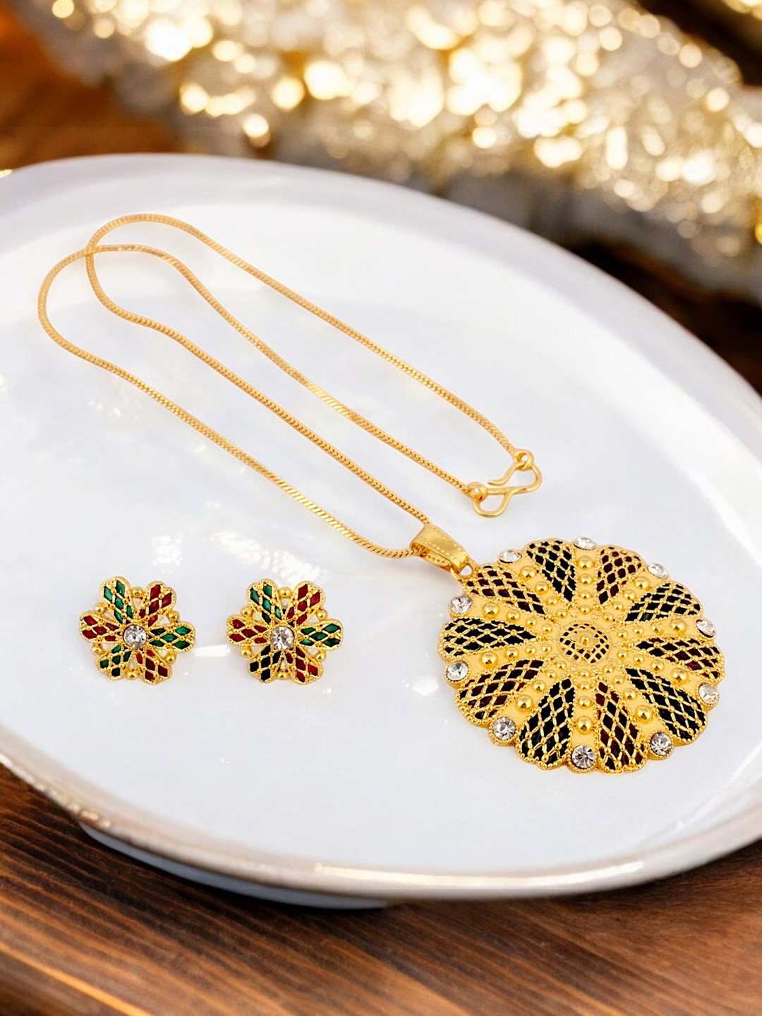 

LUCKY JEWELLERY Gold-Plated Stone-Studded Jewellery Set