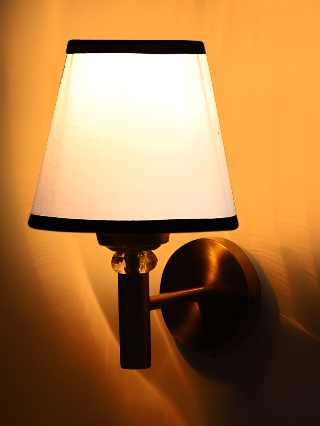 

Devansh White & Black Frustum Shaped Wall Lamp