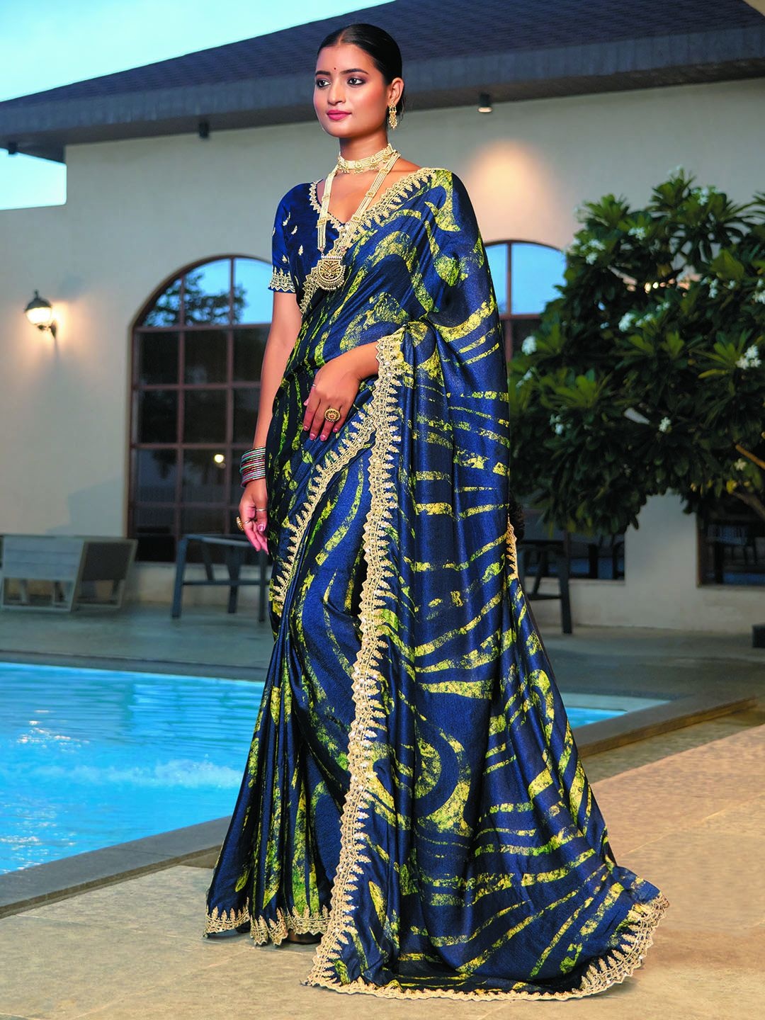 

LeeliPeeri Designer Ethnic Motifs Embroidered Poly Chiffon Saree, Blue