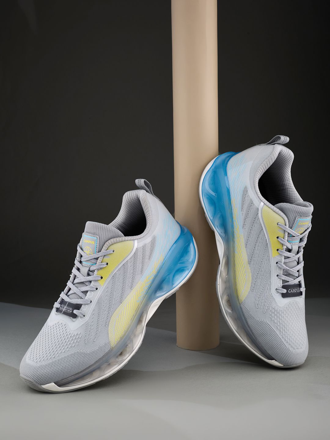 

Campus CRASH Men Mesh Running Non-Marking Shoes, Grey