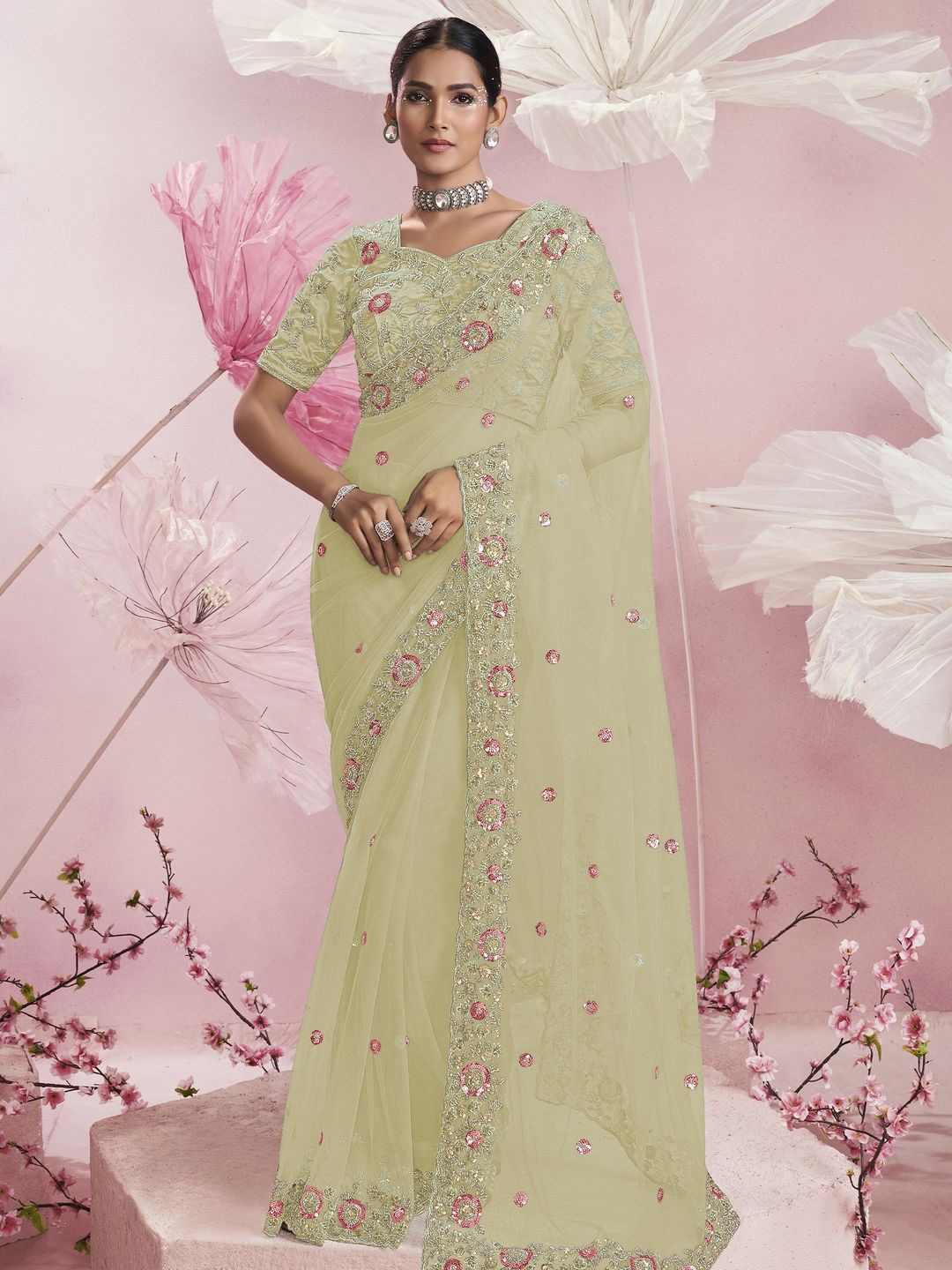 

Suha Floral Beads and Stones Net Saree, Yellow