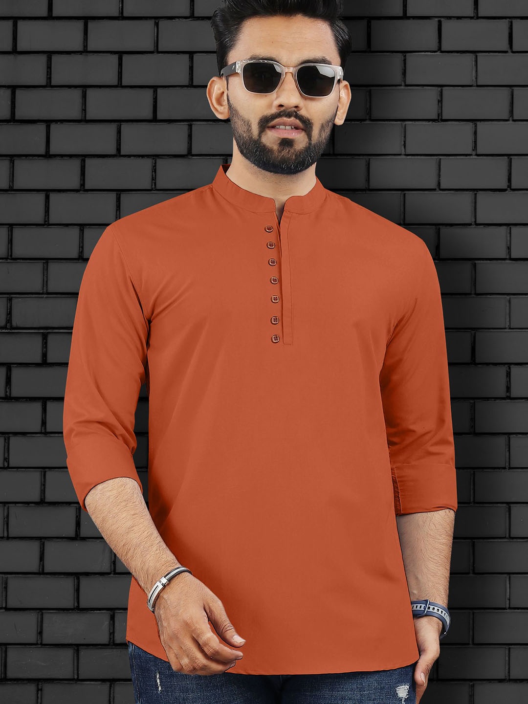 

VeBNoR Men Checked Thread Work Kurta, Orange