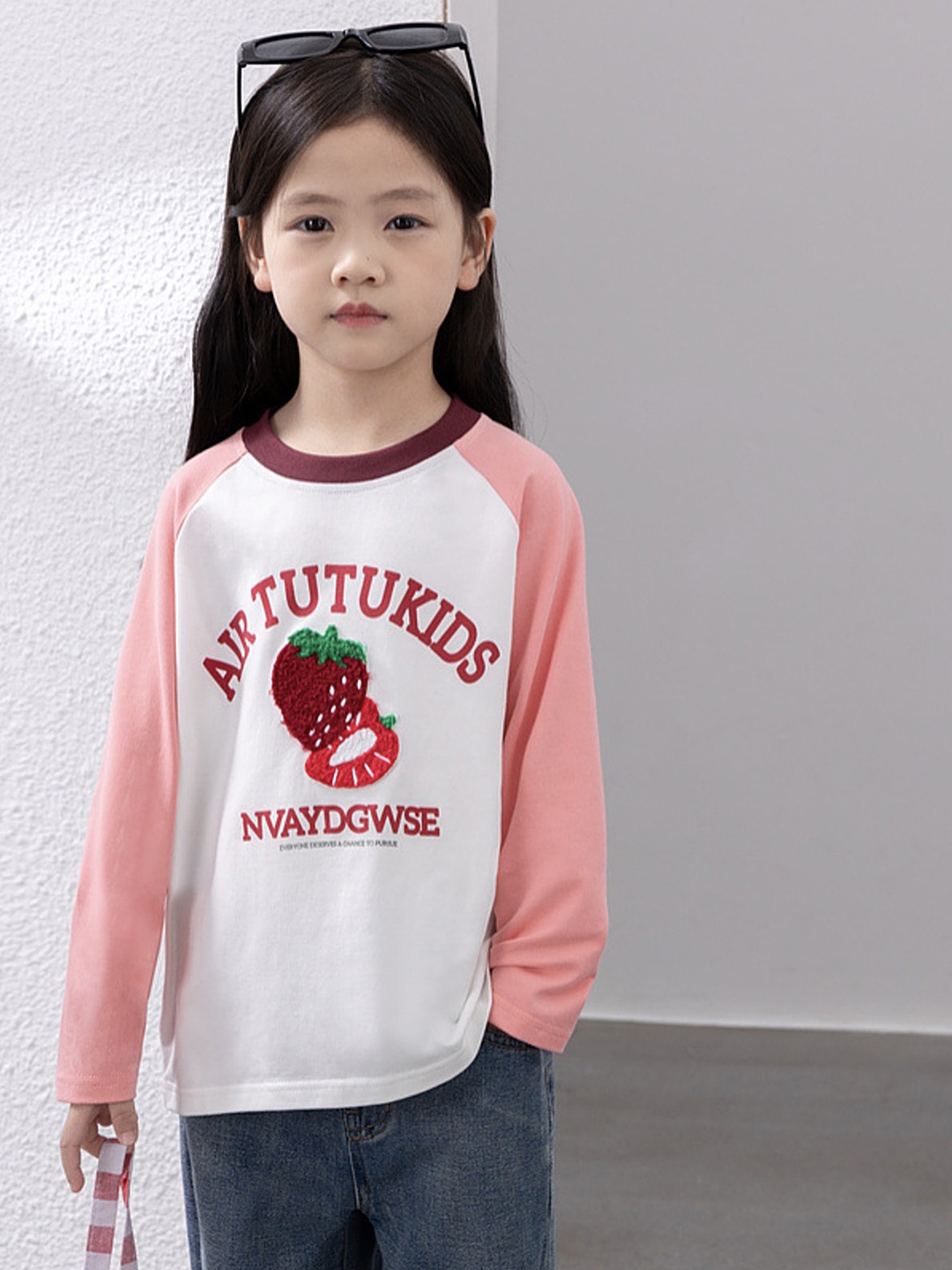 

LULU & SKY Girls Typography Printed Applique T-shirt, Pink