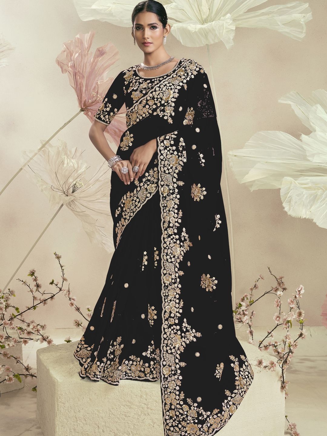 

Suha Floral Organza Saree, Black