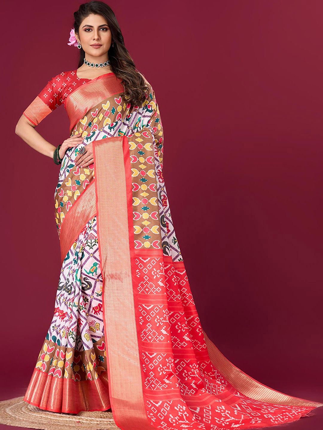 

Peachmode Zari Silk Blend Saree, White