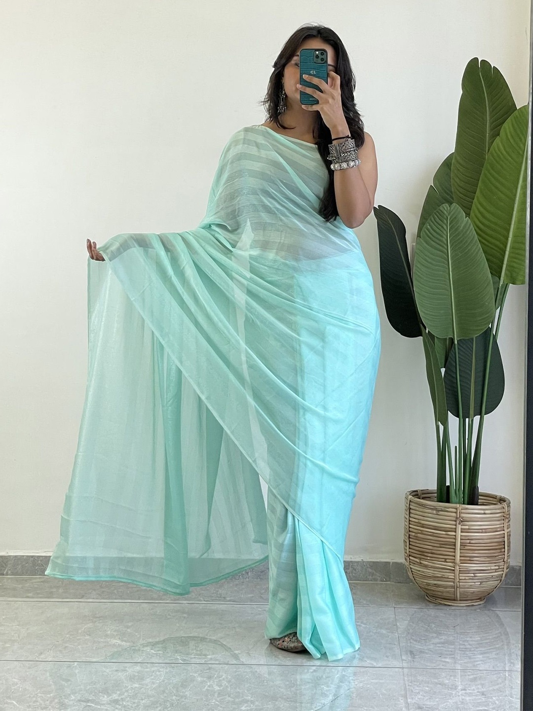 

LeeliPeeri Designer Striped Poly Georgette Saree, Blue
