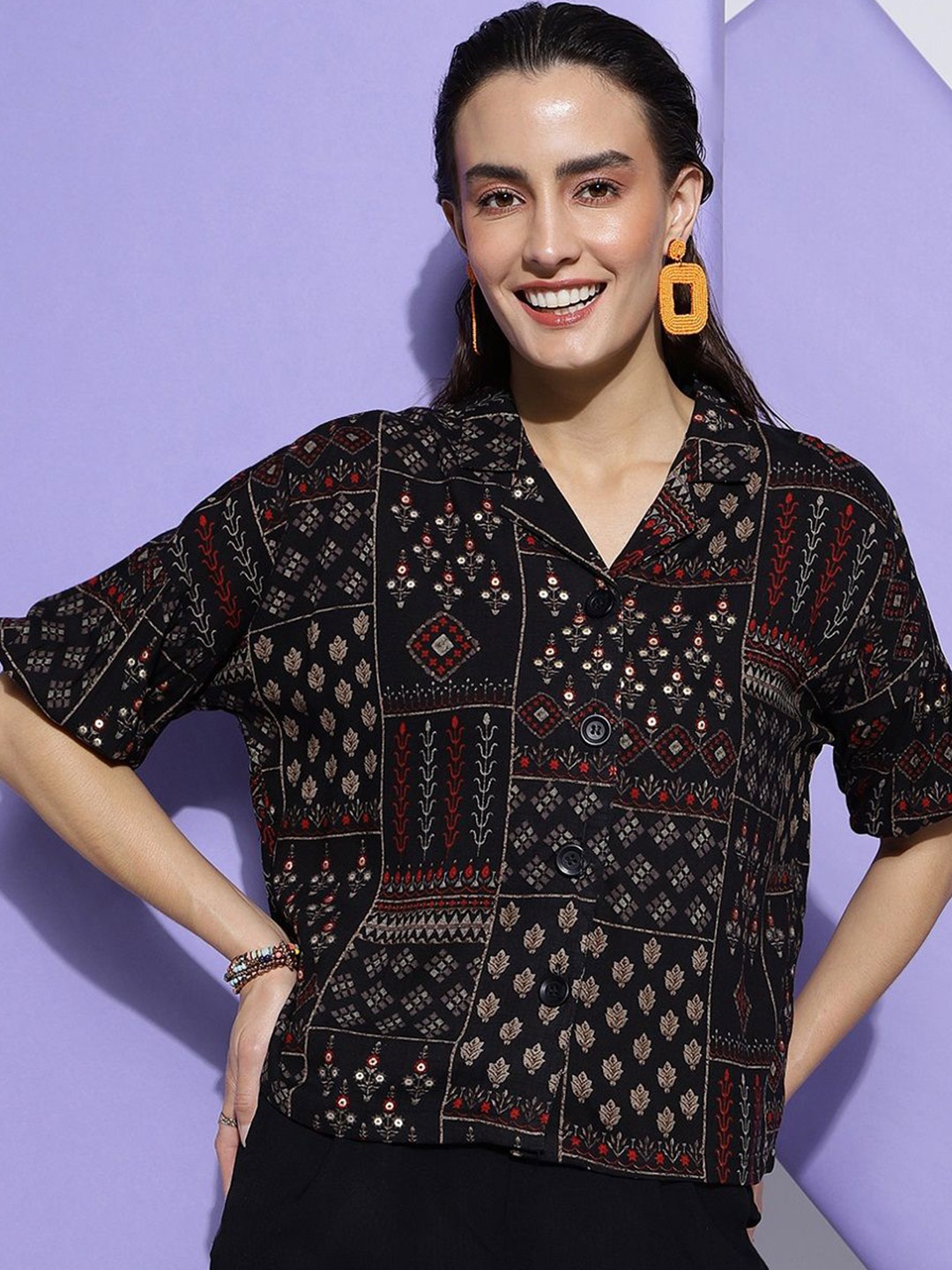 

DressBerry Women Modern Boxy Opaque Party Shirt, Black