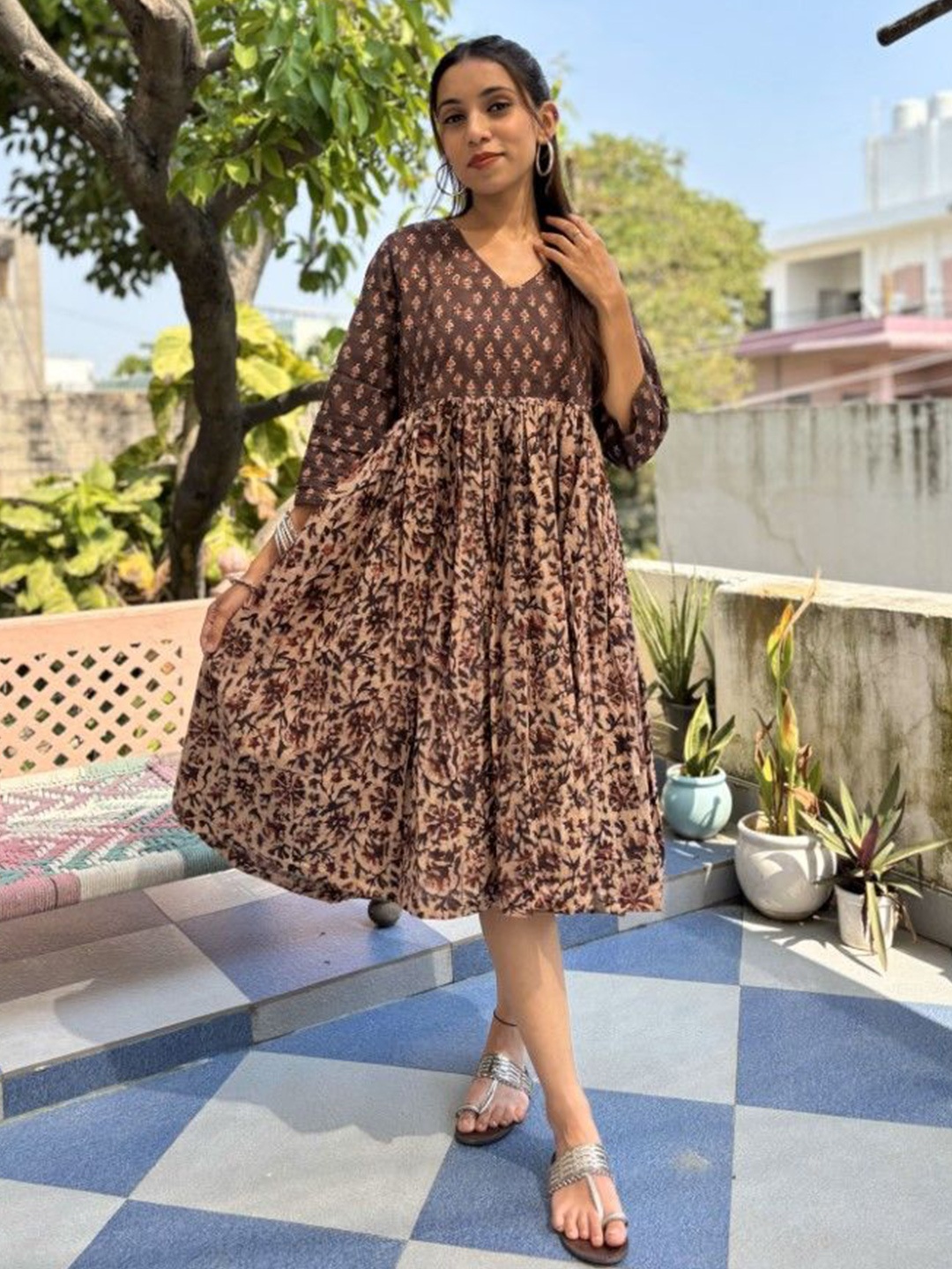 

GOODHAND Floral Print Peplum Dress, Brown