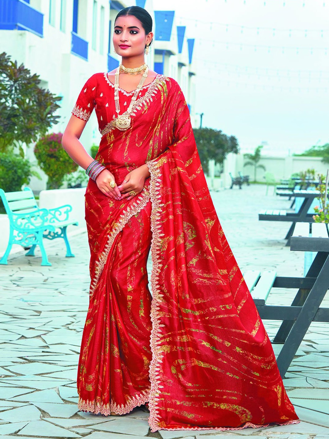 

LeeliPeeri Designer Ethnic Motifs Embroidered Poly Chiffon Saree, Red