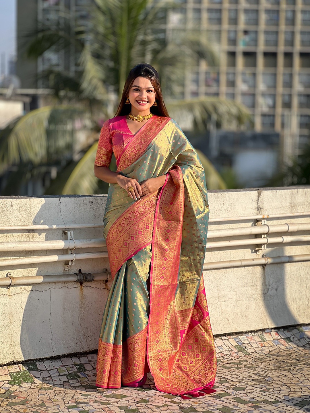 

Rangtulika Ethnics Woven Design Zari Banarasi Saree, Blue
