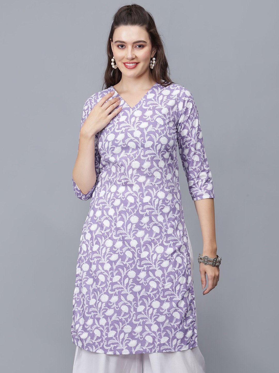 

ETRAANA Floral Printed V-Neck Pure Cotton Kurti, Lavender