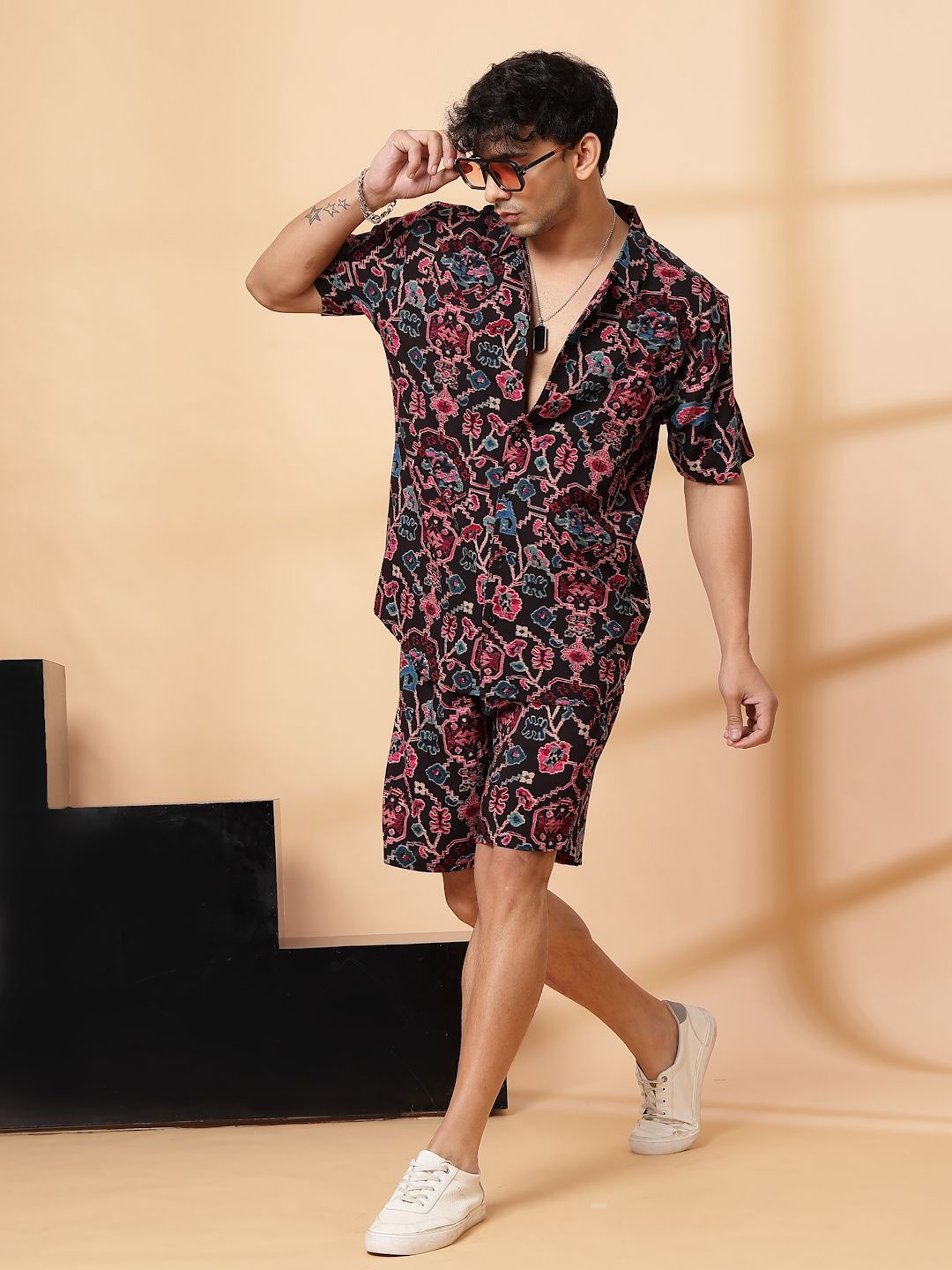 

Rigo Ikkat Printed Shirt With Shorts Co-Ords Set, Black
