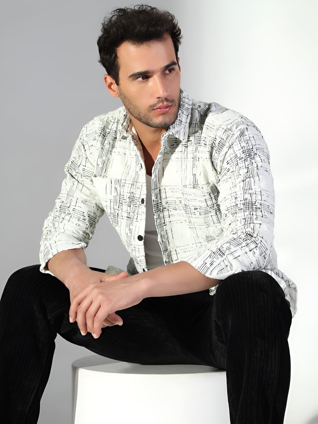 

SHOWOFF Checked Long Sleeve Shirt Collar Shacket, White