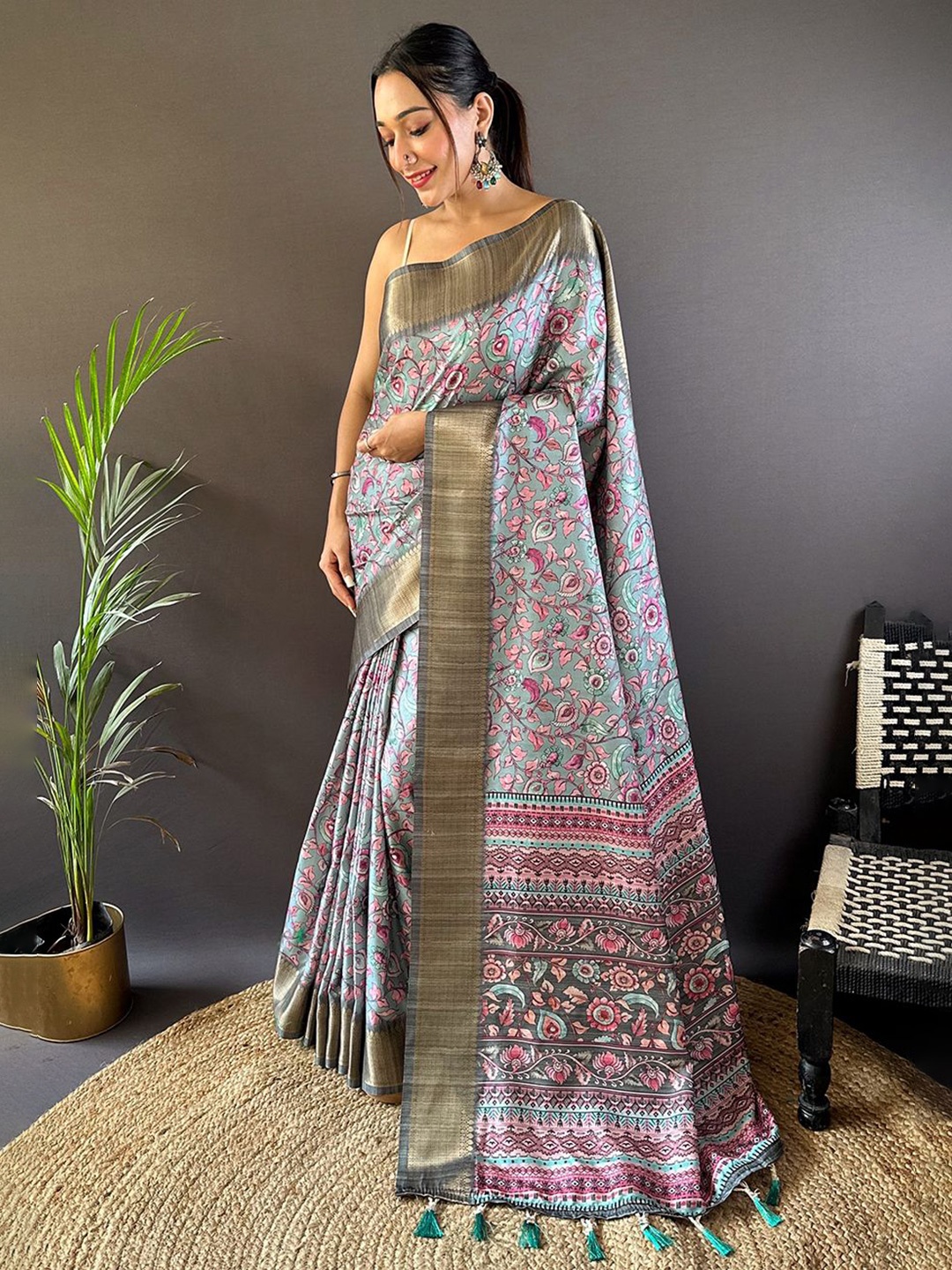 

Rangtulika Ethnics Floral Printed Zari Weaving Border Tussar Saree, Blue