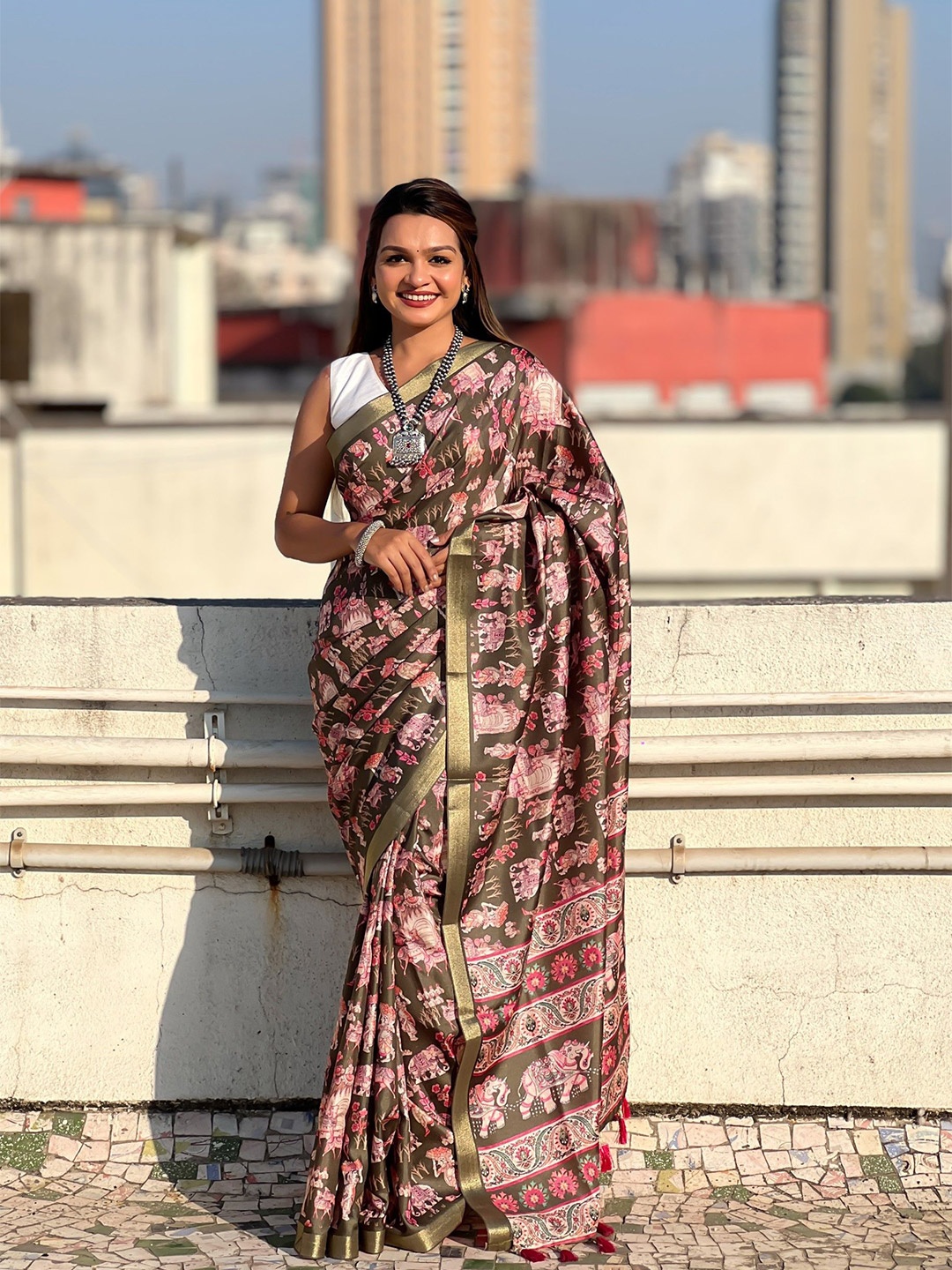 

Rangtulika Ethnics Kalamkari Printed Zari Banarasi Saree, Brown