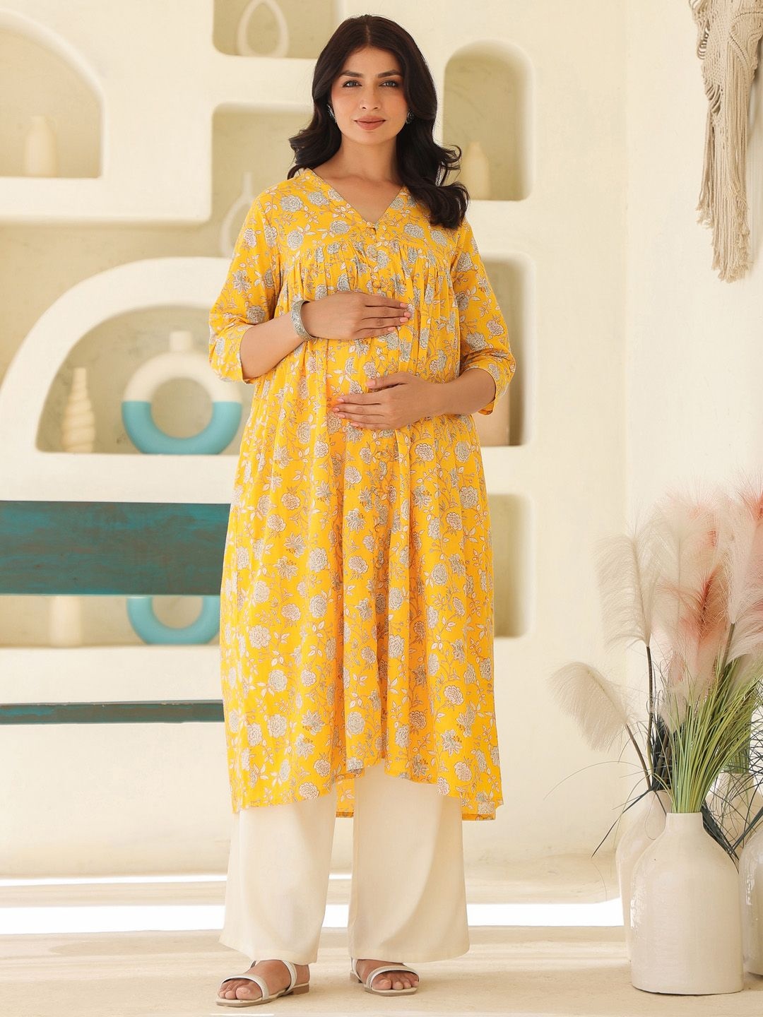 

Janasya Women's Yellow Pure Cotton Floral Printed Empire Maternity Kurta