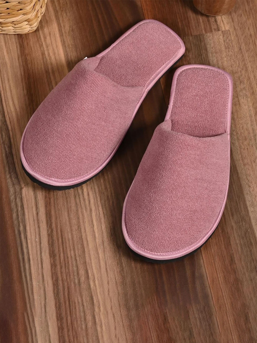 

Mifuzi Women Room Slippers, Pink