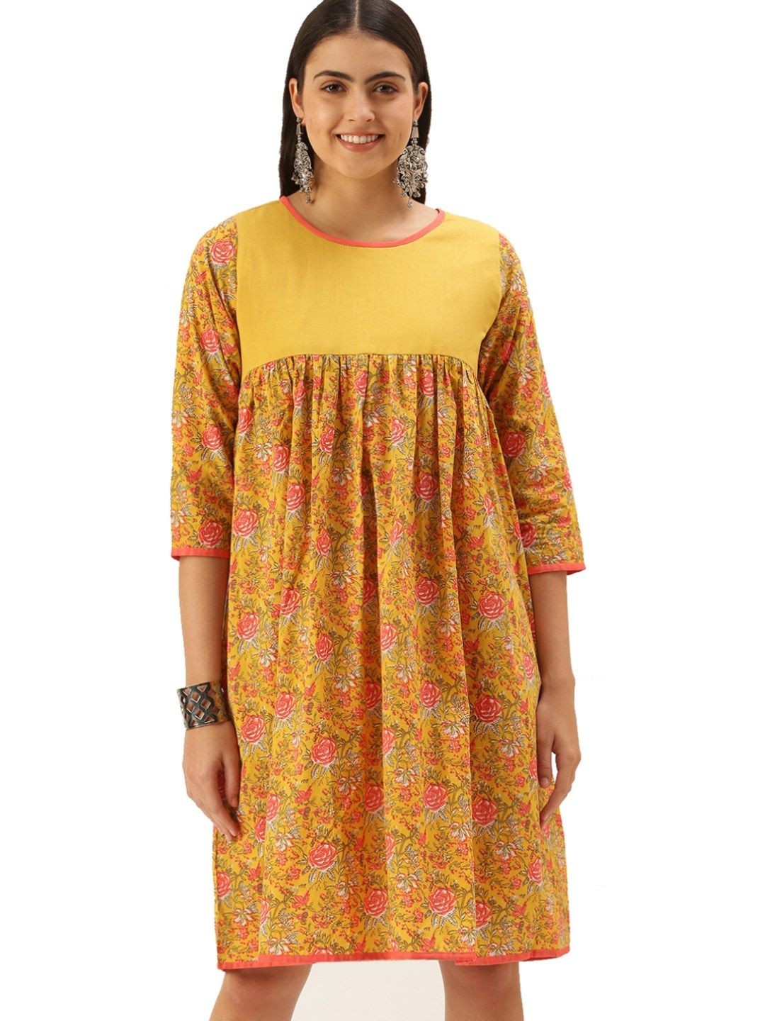 

The Roadster Lifestyle Co Printed Cotton Round Neck Dresses, Mustard