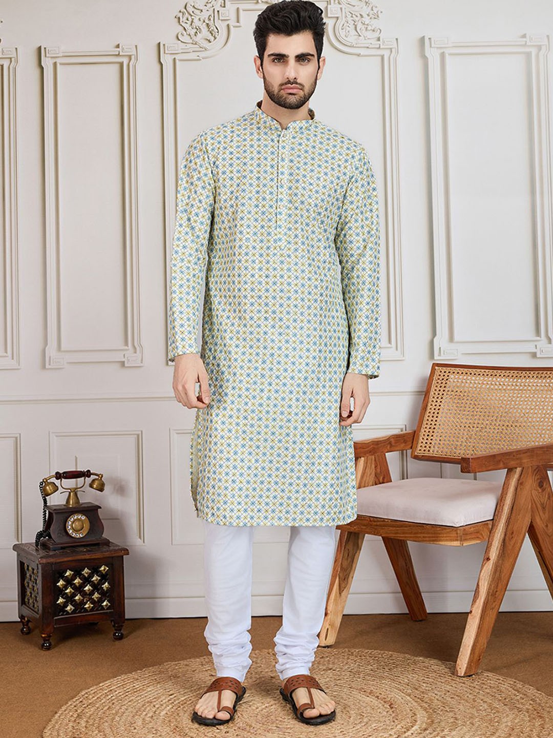 

House of Pataudi Printed With Sequins Embellished Cotton Straight Kurta, Yellow