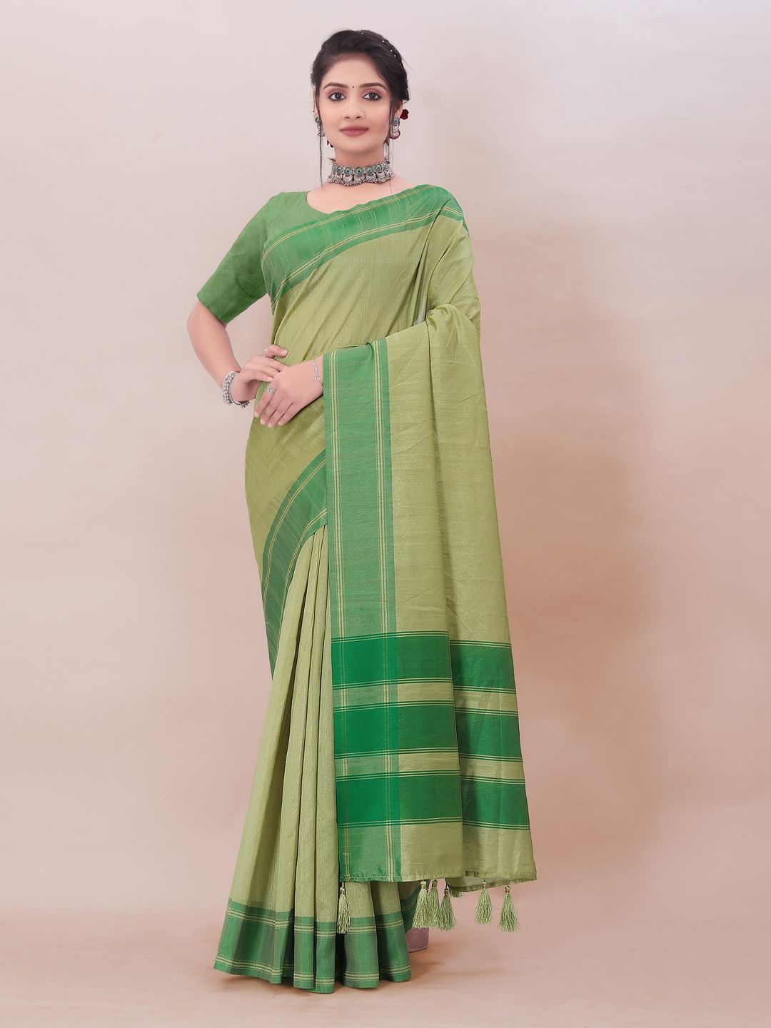 

Suha Art Silk Saree, Green