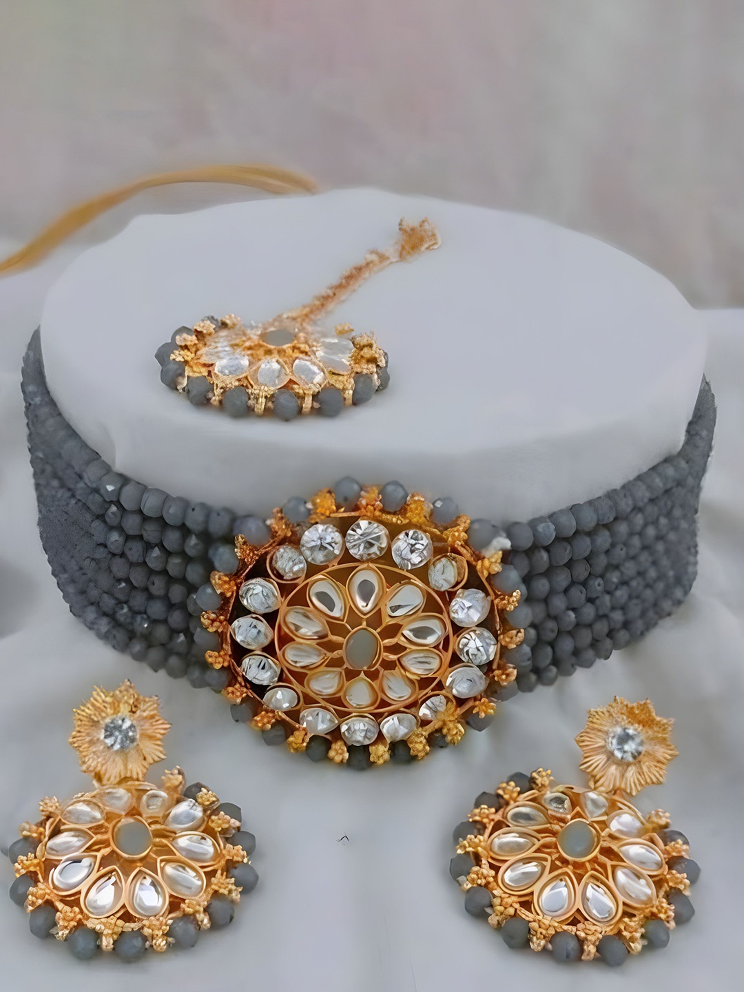 

JMBW INTERNATIONAL Set Of 2 Gold Plated Stone Studded & Beaded Jewellery Sets
